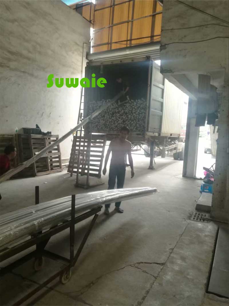 Stainless steel tubeLoading container2